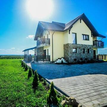 Фотографии Гостевой дом Dor de Casa г. Doljeşti (Румыния) №1 Фото Гостевой дом Dor de Casa г. Doljeşti 1